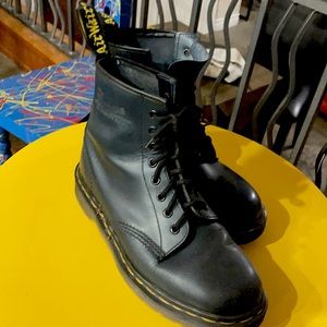Dr Martens … Navy Air Weights